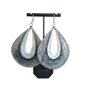 VINTAGE 1970s Metallic Silver, Grey and Black Thread Teardrop Earrings